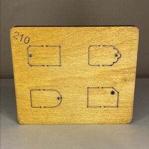 AccuCut Ellison 'Gift Tags-Mini' Wooden Die (4.75" x 5.75")